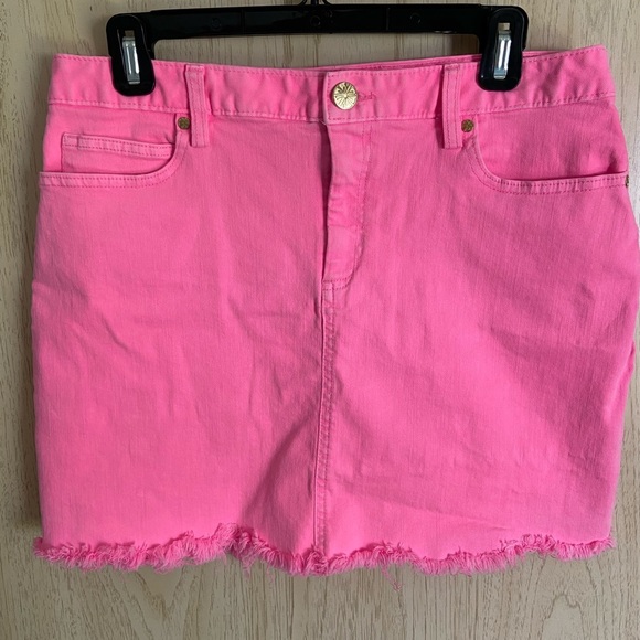 Lilly Pulitzer Kooper Skirt Pelican Pink Neon DENIM Mini Frayed Hem Size 10 - Picture 1 of 10